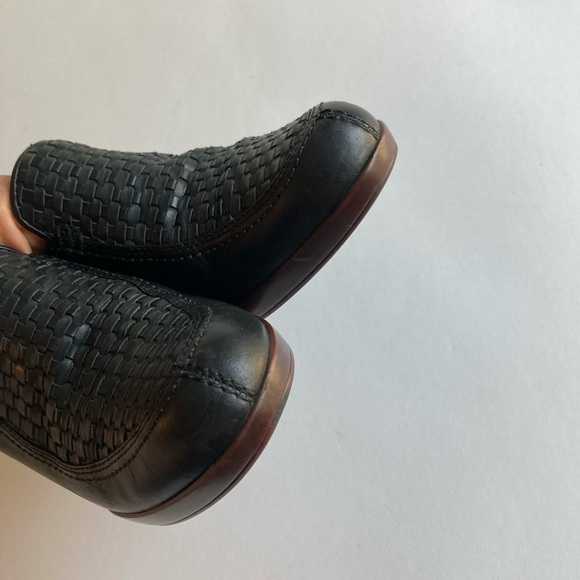 UGG Black Sheepskin Leather Heeled Mules size 8.5 - Picture 12 of 13